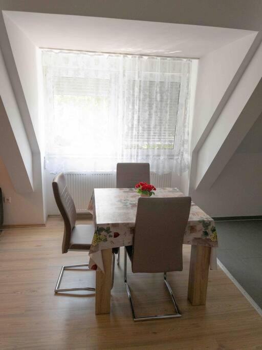 Lovely 2 Bedroom Lemon Grass In Lindau * Lindau (Bodensee)